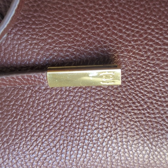 Dark Purple Tutilo Tote Fits EVERYTHING - Picture 3 of 11